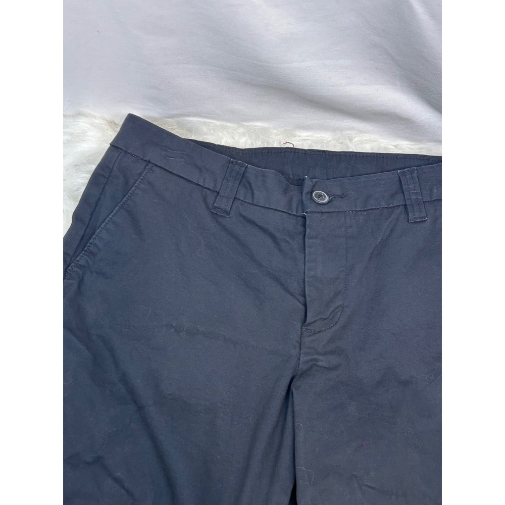 Magellan Outdoors Womens Black Chino Shorts Flat Front Casual Hiking Size 8 - Picture 2 of 11